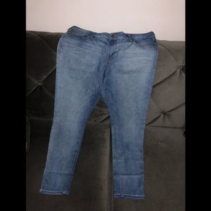 OLD MAVY ROCKSTAR LOW RISE JEANS